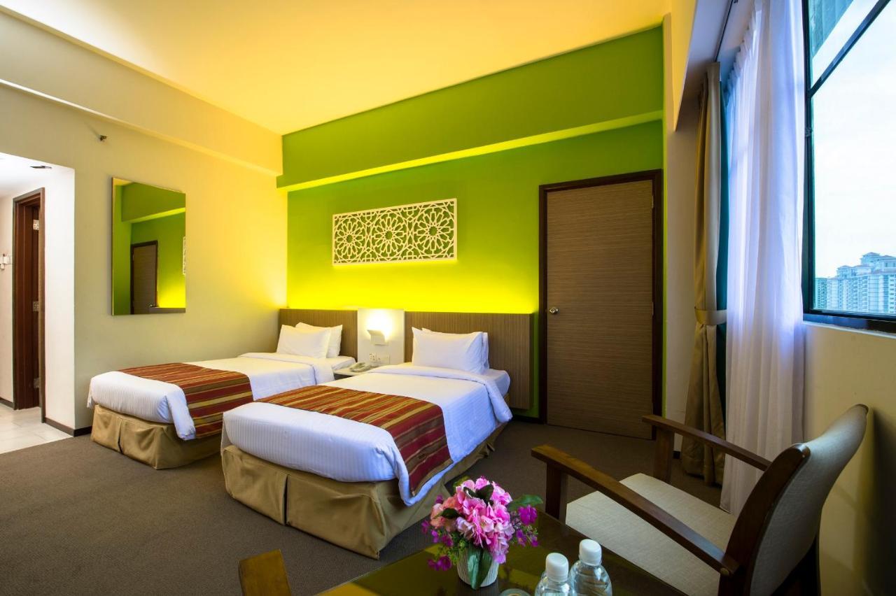 Grand Barakah Hotel Ampang  Exteriör bild