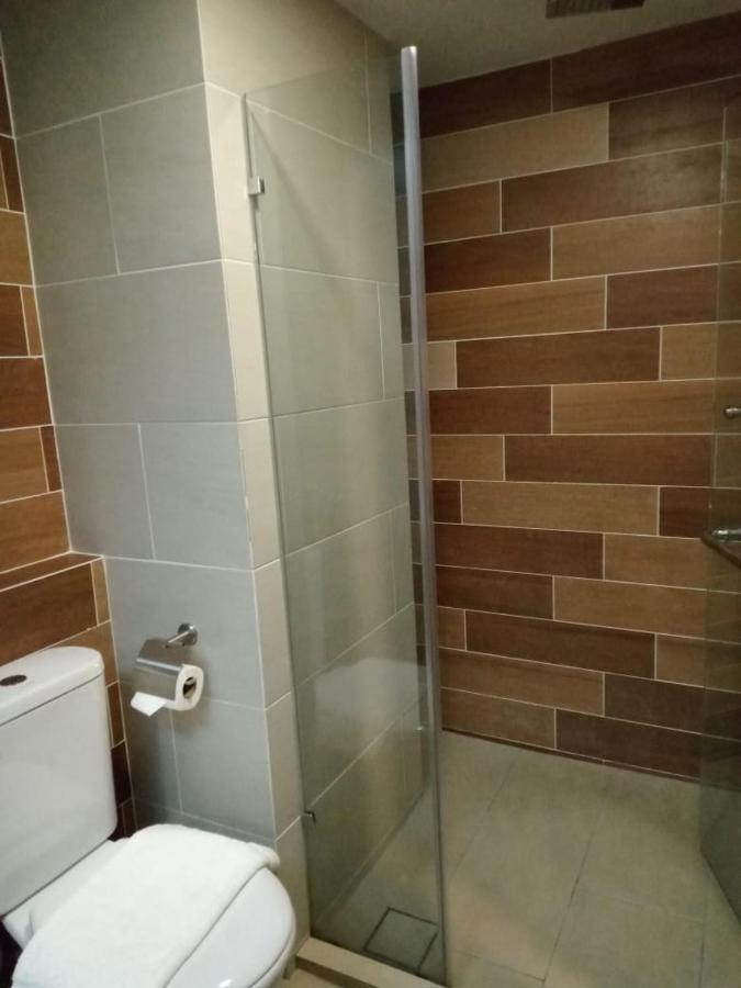 Grand Barakah Hotel Ampang  Exteriör bild