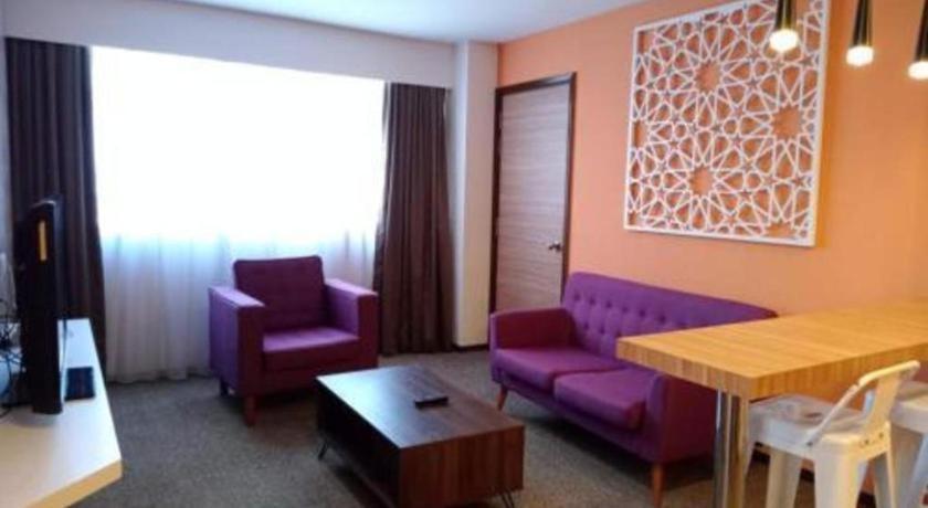Grand Barakah Hotel Ampang  Exteriör bild